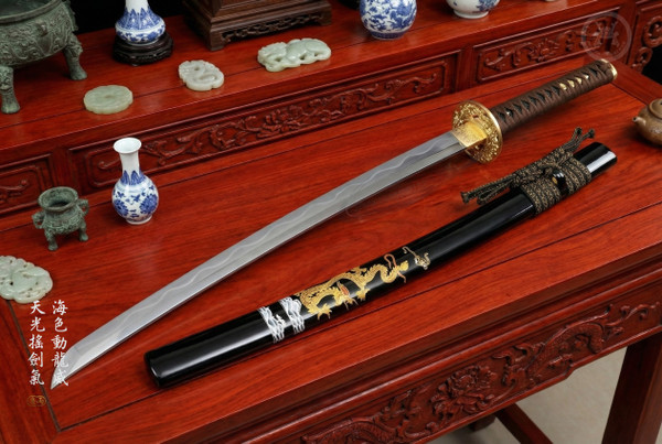 Dragon Majesty: Sanshoku Polish T8 Katana - Collector Grade & Full Tang | 《龍威》