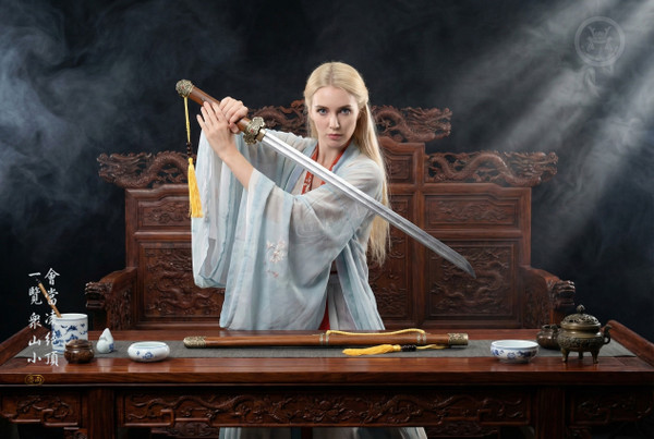 Celestial Peak: Folded Steel Tang Heng Dao - Antique Copper & Full Tang | 《凌霄》