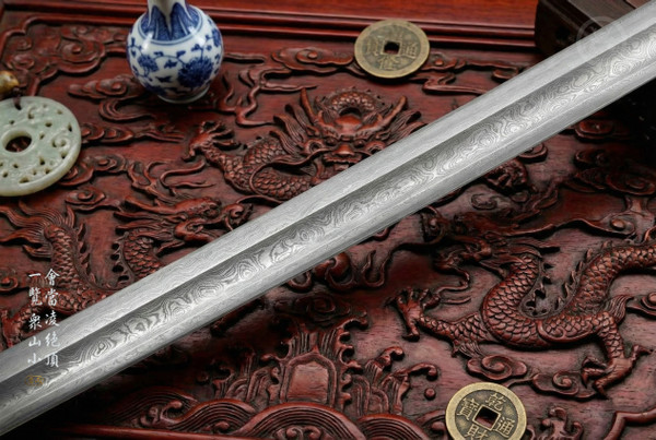 Celestial Peak: Folded Steel Tang Heng Dao - Antique Copper & Full Tang | 《凌霄》