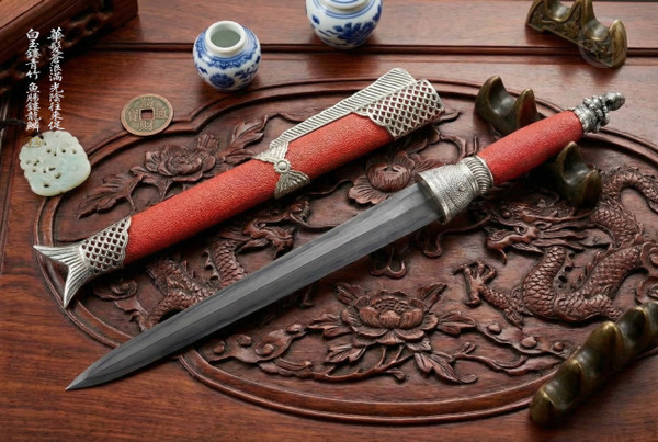 Crimson Quill: Wootz Steel Stingray - Sovereign & Full Tang | 絳羽