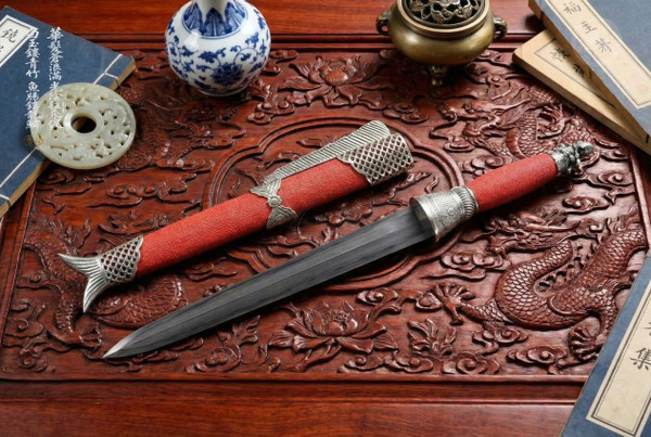 Crimson Quill: Wootz Steel Stingray - Sovereign & Full Tang | 絳羽