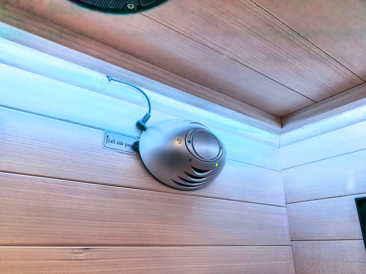 Breathe easy. The built-in ozone ionizer purifies the air between sessions, keeping your sauna clean, fresh, and ready when you are.