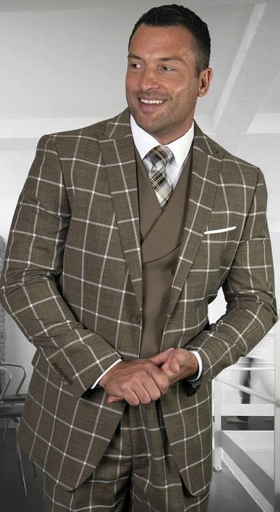 Why Men's Suits with Vests are Making a Comeback in Fashion