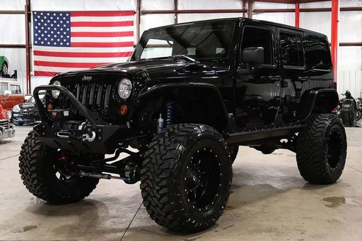 Unlock the Benefits of a Suspension Lift for your Jeep Wrangler