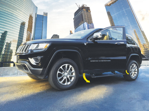AMP Research 76330-01A PowerStep for 14-17 Jeep Grand Cherokee WK2