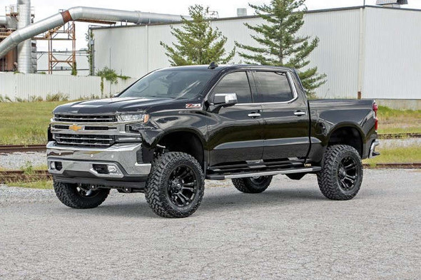 Rough Country 6" Lift Kit | Lifted Struts | N3 Shocks (19-24 Chevy Silverado 1500 | 2WD/4WD | 4.3L/5.3L/6.2L) 21732