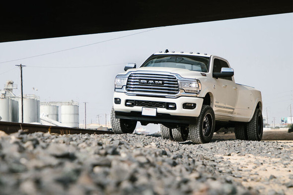 Cognito 13-24 RAM 3500 4WD 3in Performance Leveling Kit w/ Fox PS 2.0 IFP Shocks