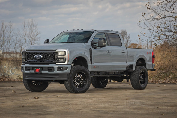4.5 Inch Lift Kit | Radius Arm | Diesel | M1 | Ford F-250/F-350 Super Duty (23-26)
