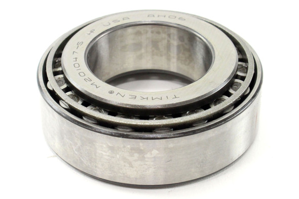 Yukon Chrysler 8.75in Axle Bearing w/Seals |AKC8.75-OEM