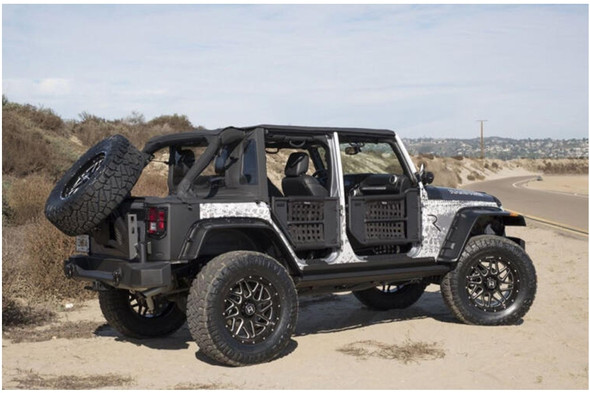 Rampage Trailview Tonneau Top w/ Fold-Back Sunroof