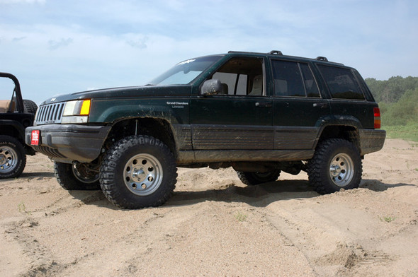 Rough Country 68820 4in X-Series Suspension Lift Kit for 93-98 Jeep Grand Cherokee ZJ
