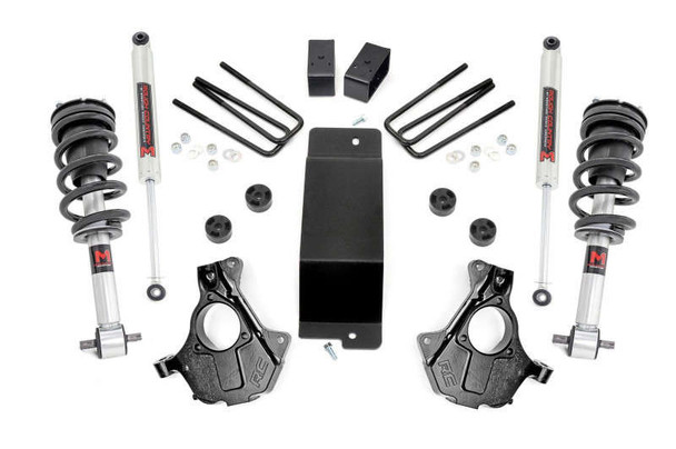 Rough Country 3.5" Lift Kit | Alu/Stamp Steel LCA | M1 Strut (14-18 Chevy/GMC Silverado/Sierra 1500 | 4WD) 12140