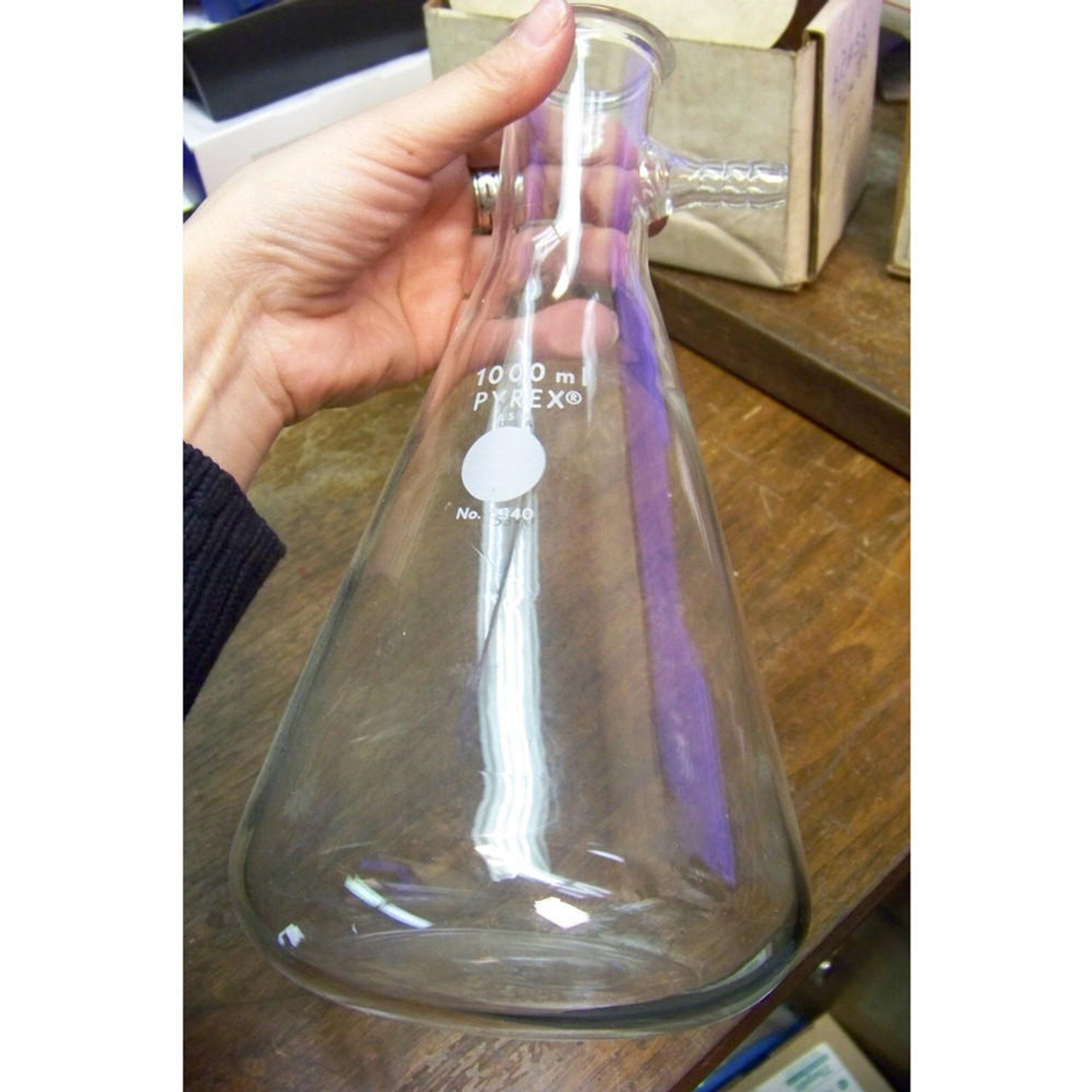 2,000 mL Pyrex Glass Filtering Flask, HeavyWalled Filter Flasks