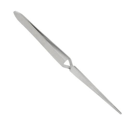  Seedburo 667, 6-1/2in Forceps W/ Sharp Serrated Point Cross Locking 