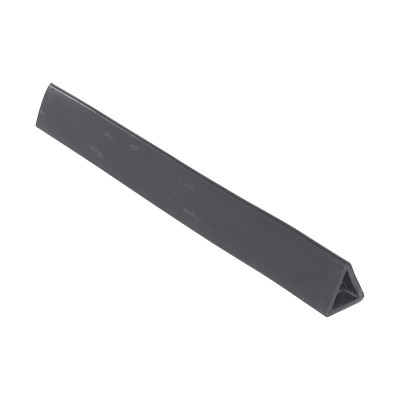 Triangle Bumber Molded Rubber Extruded Triangular Bumper 36 x 3-5/8 x 3-3/4in, Blk | CMTP