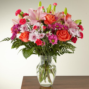 Light of My Life Bouquet - Oak Farms - Flower Outlet Inc
