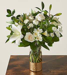 FTD Beautiful Day Bouquet-Deluxe - Oak Farms - Flower Outlet Inc