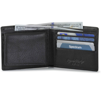 Gusseted Wallet Holds Keys, ID, and More