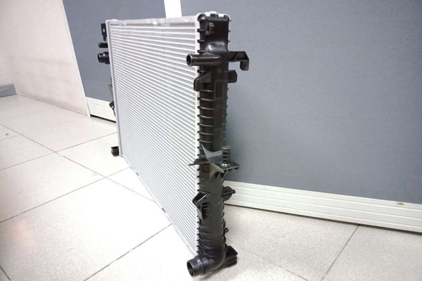 NISSENS AUDI Radiator Assembly AT 65276A-uae