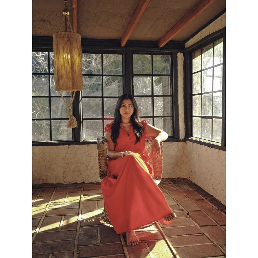 {"pim_id":"735_Reyn_H1036701S_AGB_Design_Mandy_Cheng_mandychengdesign_Photo_Madeline_Tolle_madelinetolle_new_1k","sku":"735_H1036701S-AGB","media_type":"media"}