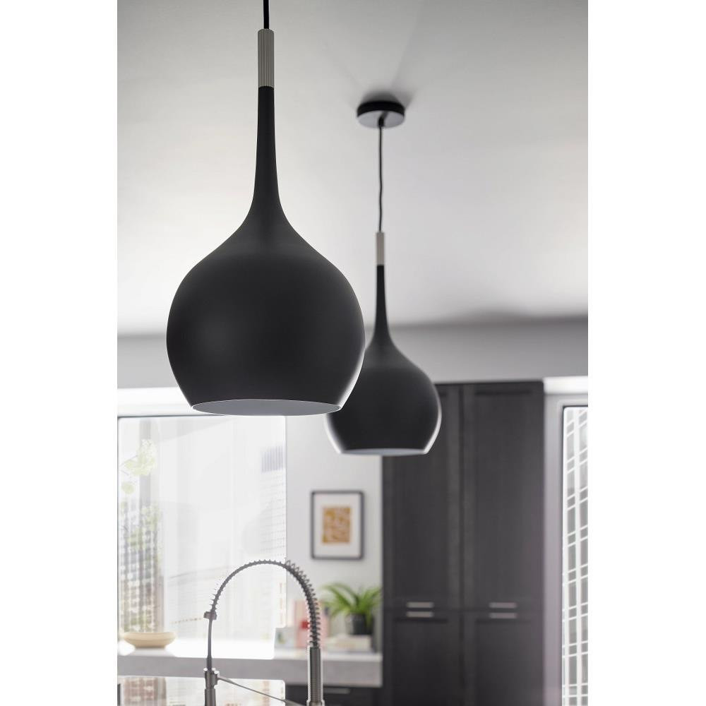 4457BK | lifestyle