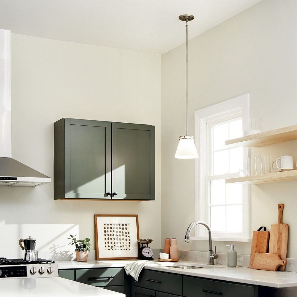 {"pim_id":"147_kitchen_hendrik_1687ni_overall_day_1b_1k","sku":"147_1687","media_type":"media"}