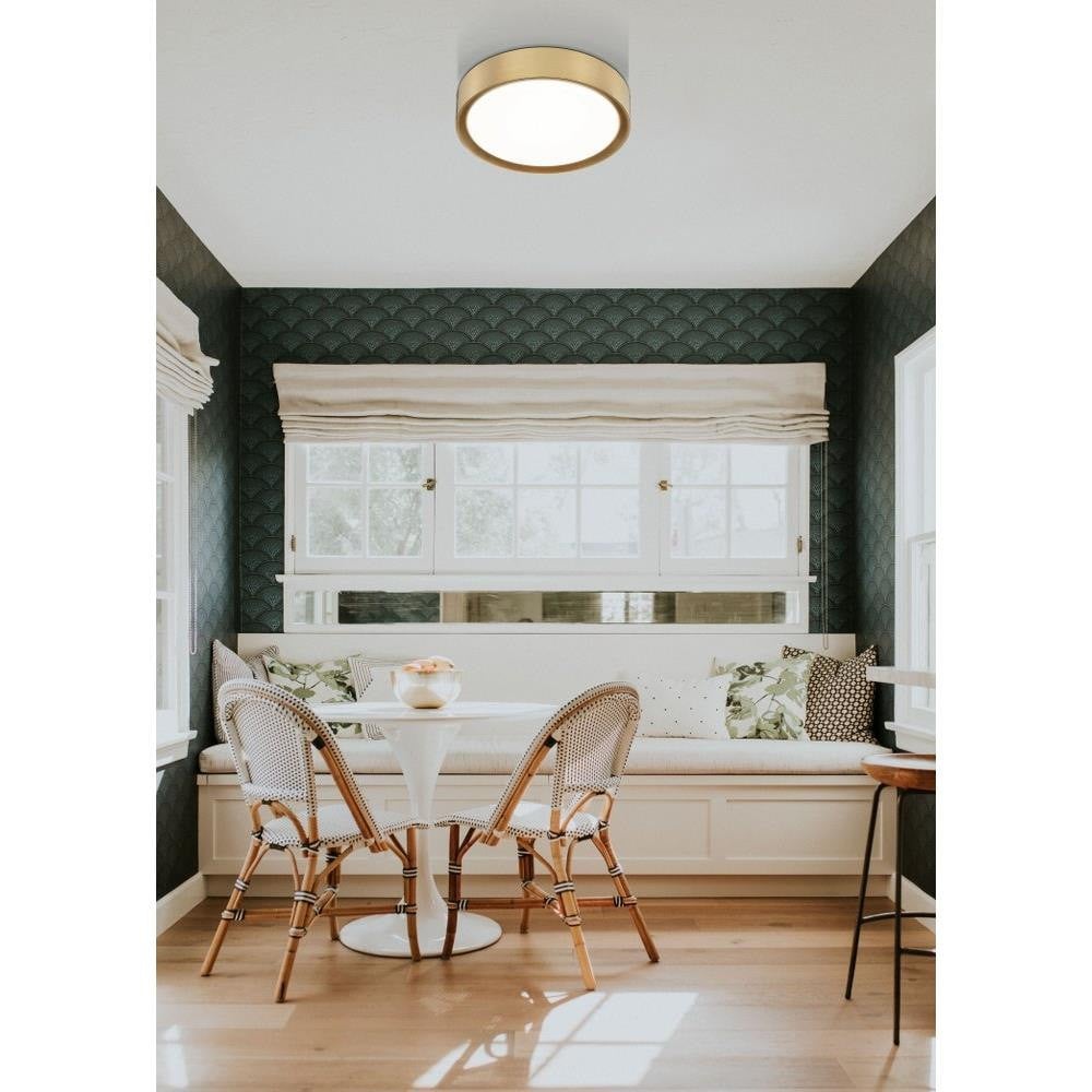 1014F12-MGLD-LED | lifestyle