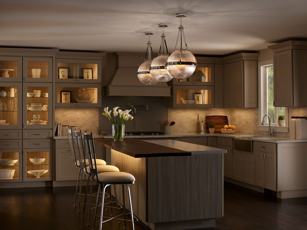 {"pim_id":"147_43968PN_Aster_6UCSK_Kitchen_Night_2700K_1k","sku":"147_6UCSK30","media_type":"media"}