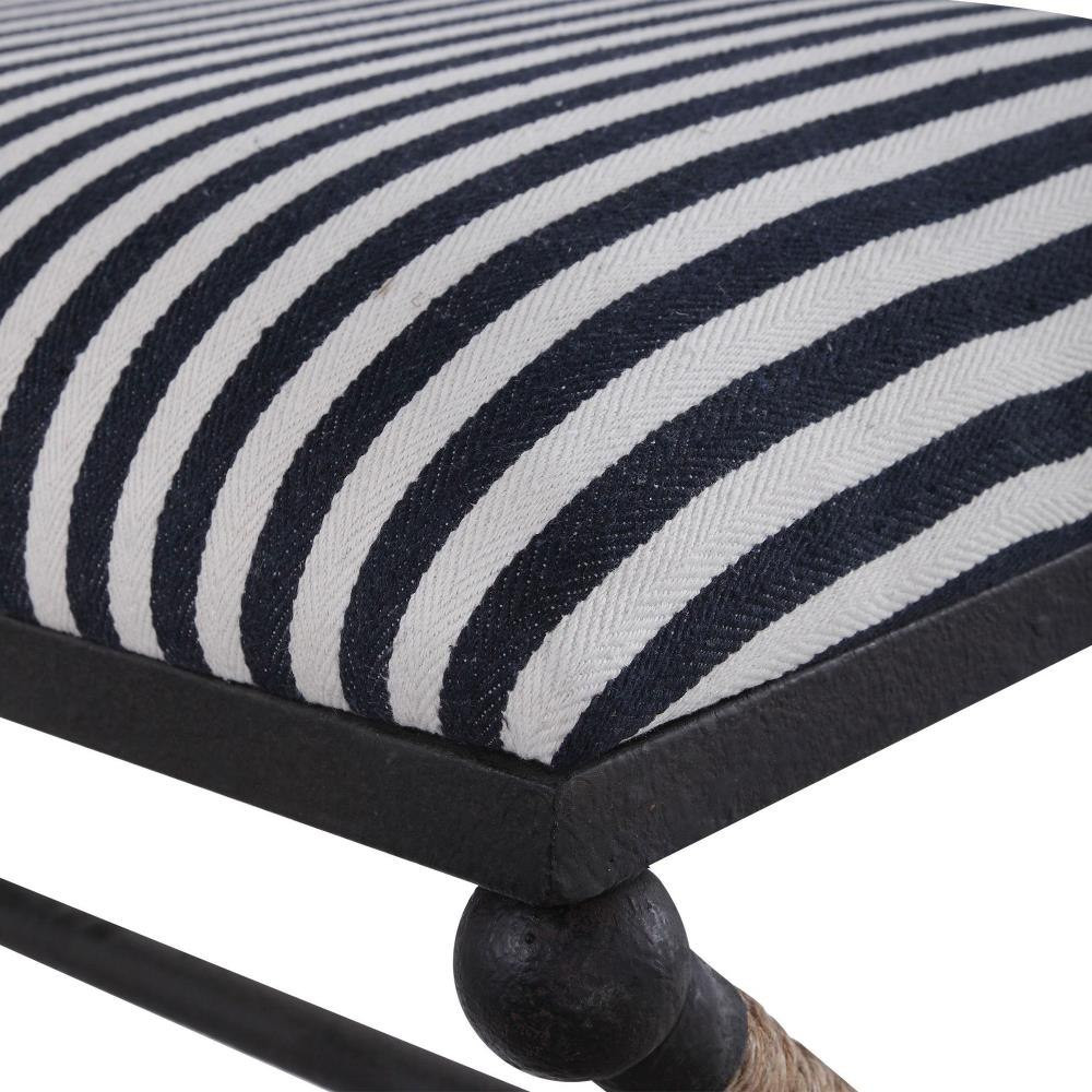 {"pim_id":"208_furn_3025_23527_a3_detail_new_2k","sku":"2518_208-BEL-3825271","media_type":"media"}