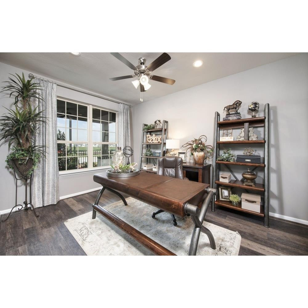 89905SNWP | lifestyle