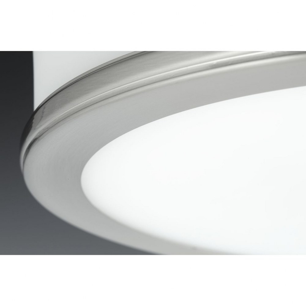 {"pim_id":"PROG_bezel_led_detail2_detailshot_1200_new_1k","sku":"70_P350086","media_type":"media"}
