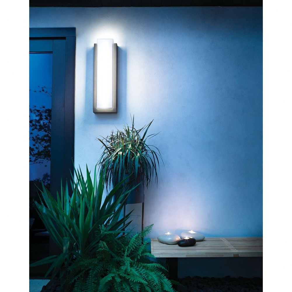 {"pim_id":"147_49558AZLED_Dahlia_Outdoor_1_1k","sku":"147_49558","media_type":"media"}