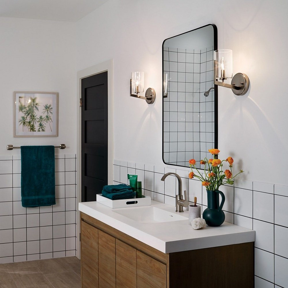 {"pim_id":"147_bathroom_nye_52316clp_overall_day_1b_1k","sku":"147_52316","media_type":"media"}