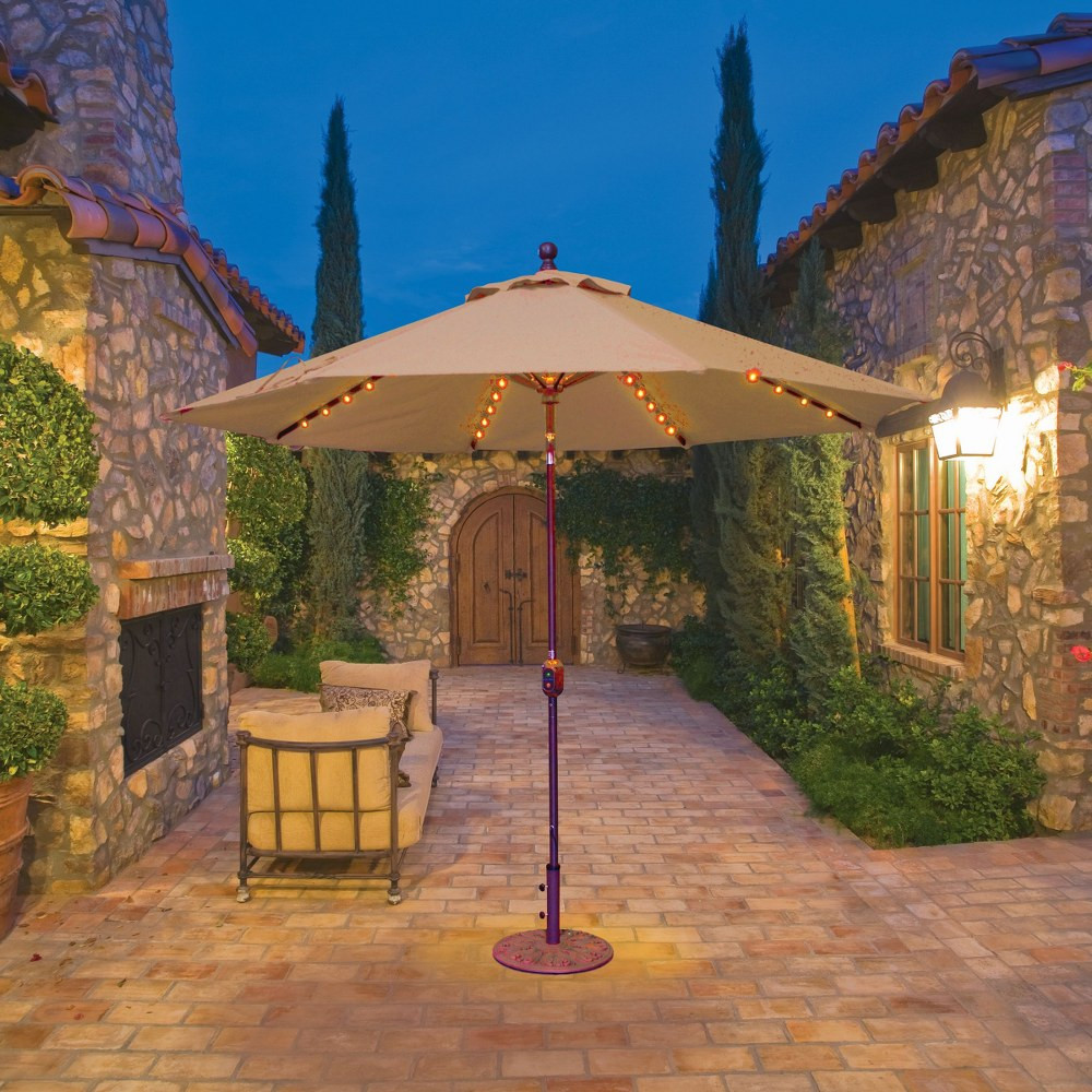 9 Foot Aluminum Crank Lift Octagon Market Umbrella by Galtech