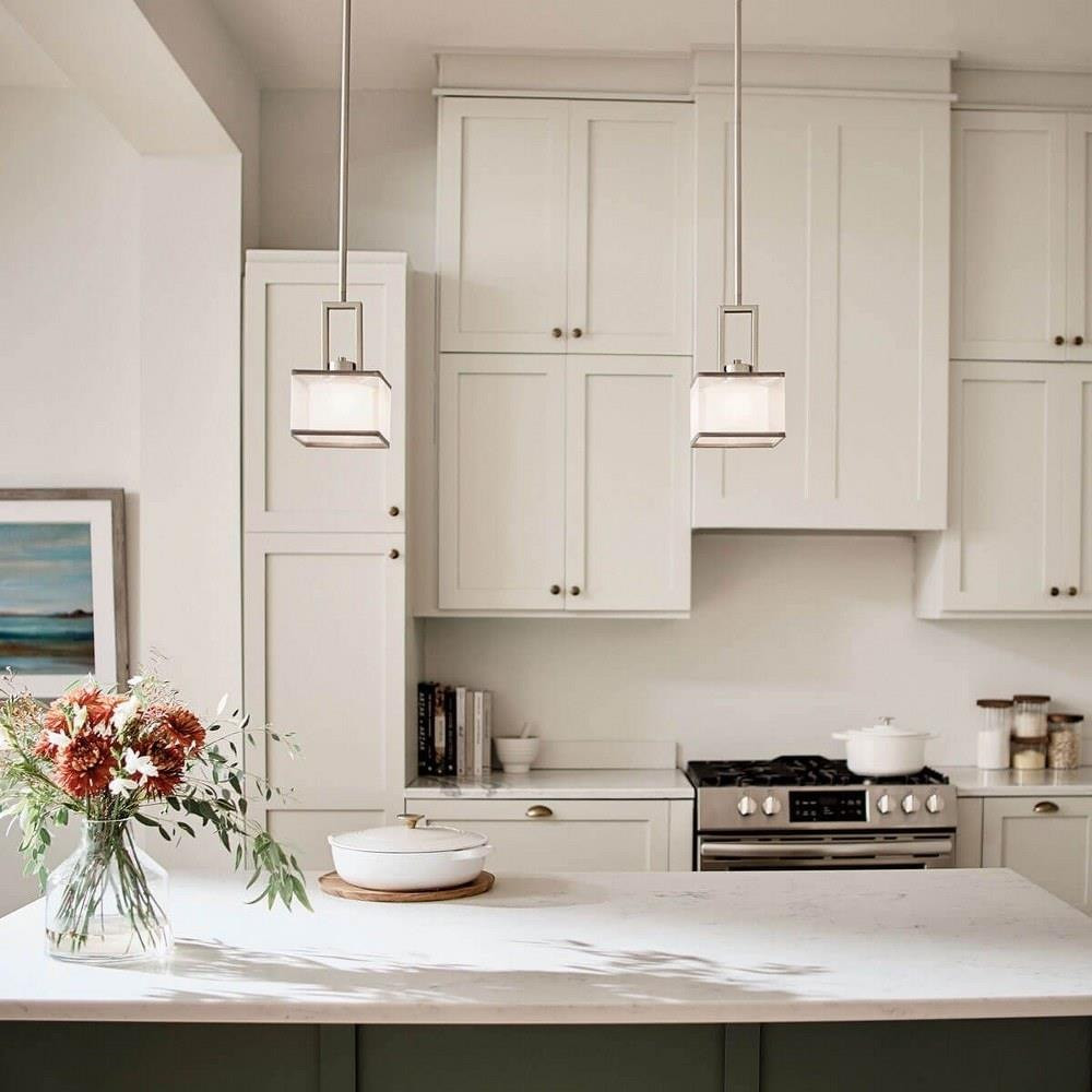 {"pim_id":"147_kitchen_kailey_43442ni_overall_day_1b_1k","sku":"2518_147-BEL-1634639","media_type":"media"}