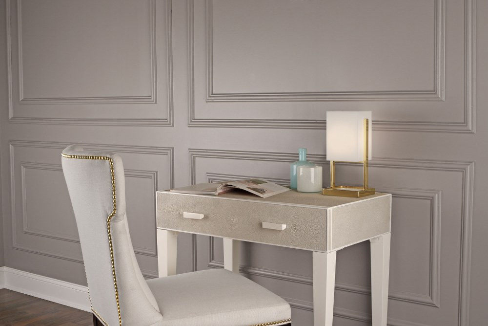 {"pim_id":"128_195_Accent_Lamp_Modern_Brass_1k","sku":"128_195_P","media_type":"media"}