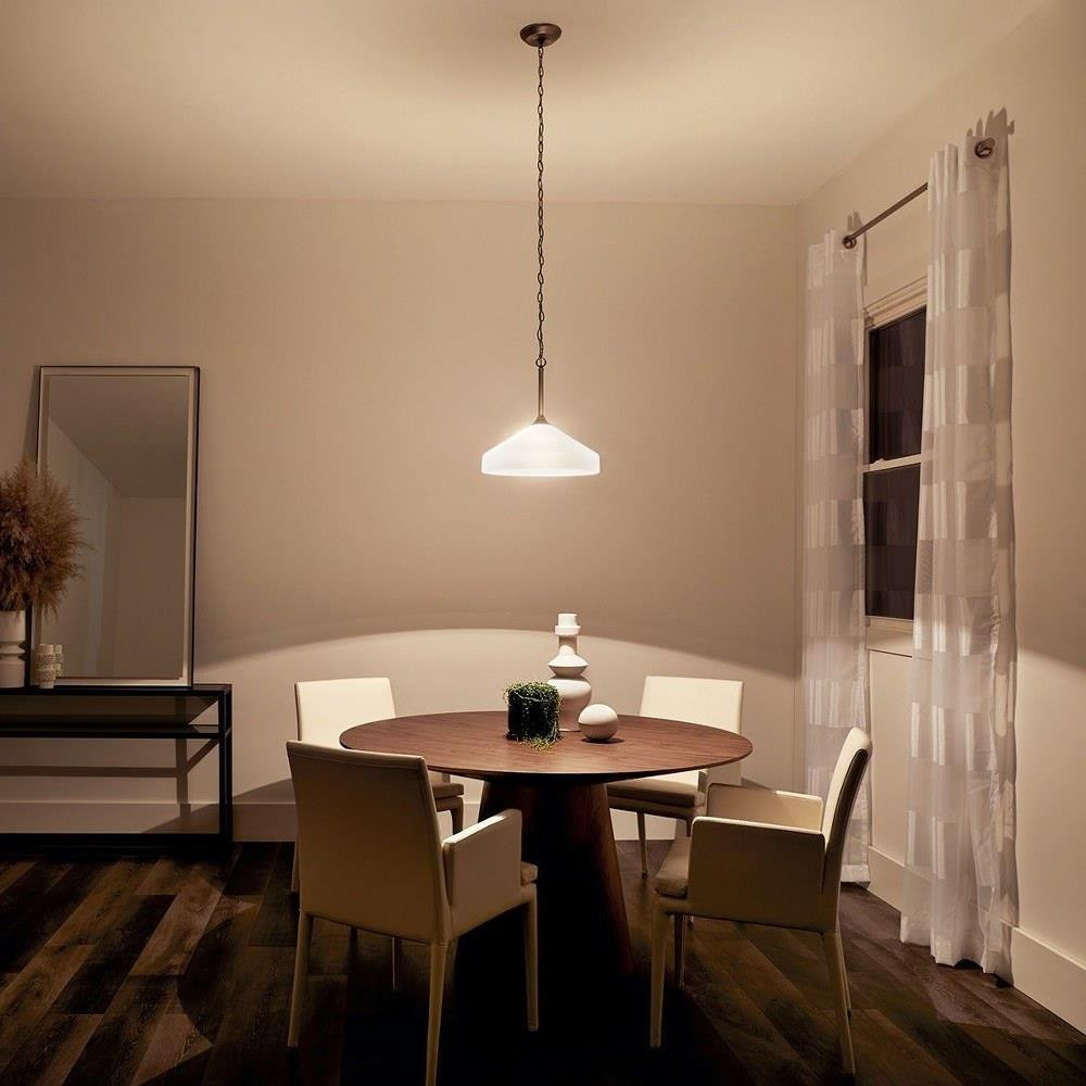 {"pim_id":"147_diningroom_ansonia_3349ni_overall_night_1b_1k","sku":"2518_147-BEL-552001","media_type":"media"}