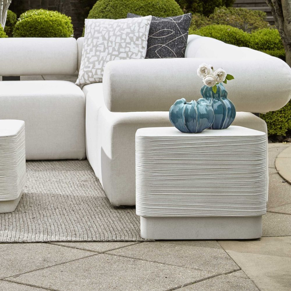 {"pim_id":"208_furn_7696_50306_a0_v1_1k","sku":"208_50306","media_type":"media"}