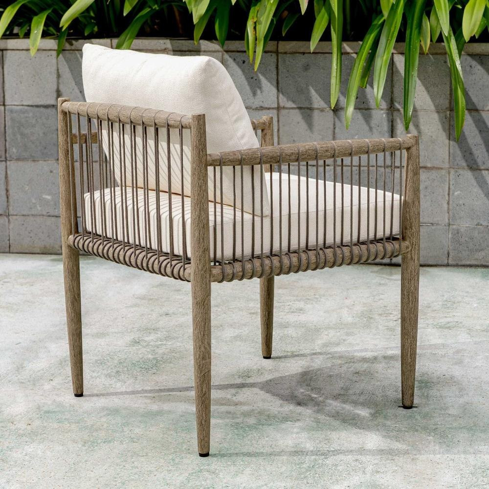 {"pim_id":"208_furn_7500_23943_a2_new_2k","sku":"208_23943","media_type":"media"}