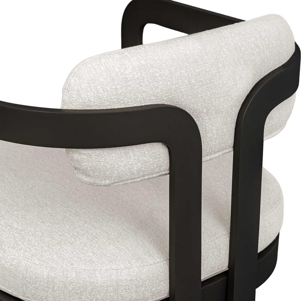 {"pim_id":"208_furn_7518_23946_a5_new_2k","sku":"208_23946","media_type":"media"}