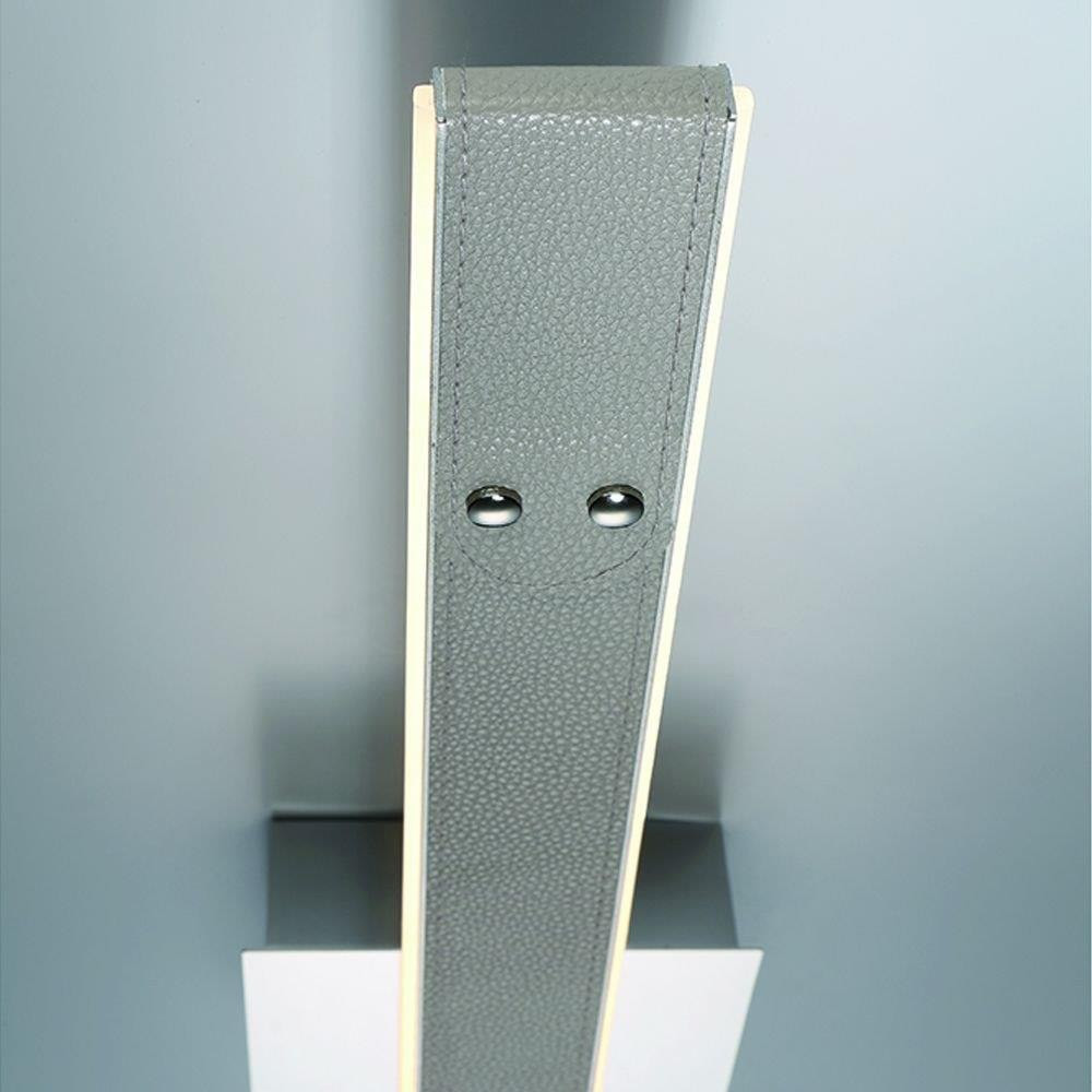 43892-037 | detail