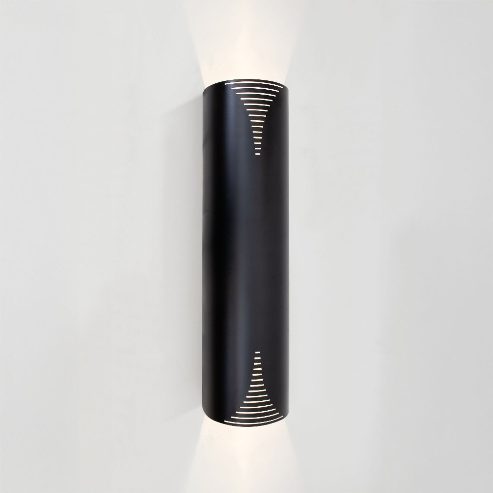 {"pim_id":"68_EDGE24_LED_BK_new_1k","sku":"68_EDGE24-LED","media_type":"media"}