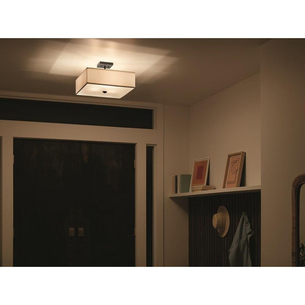 43693BK | lifestyle