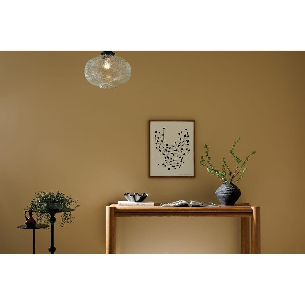 43913BK | lifestyle