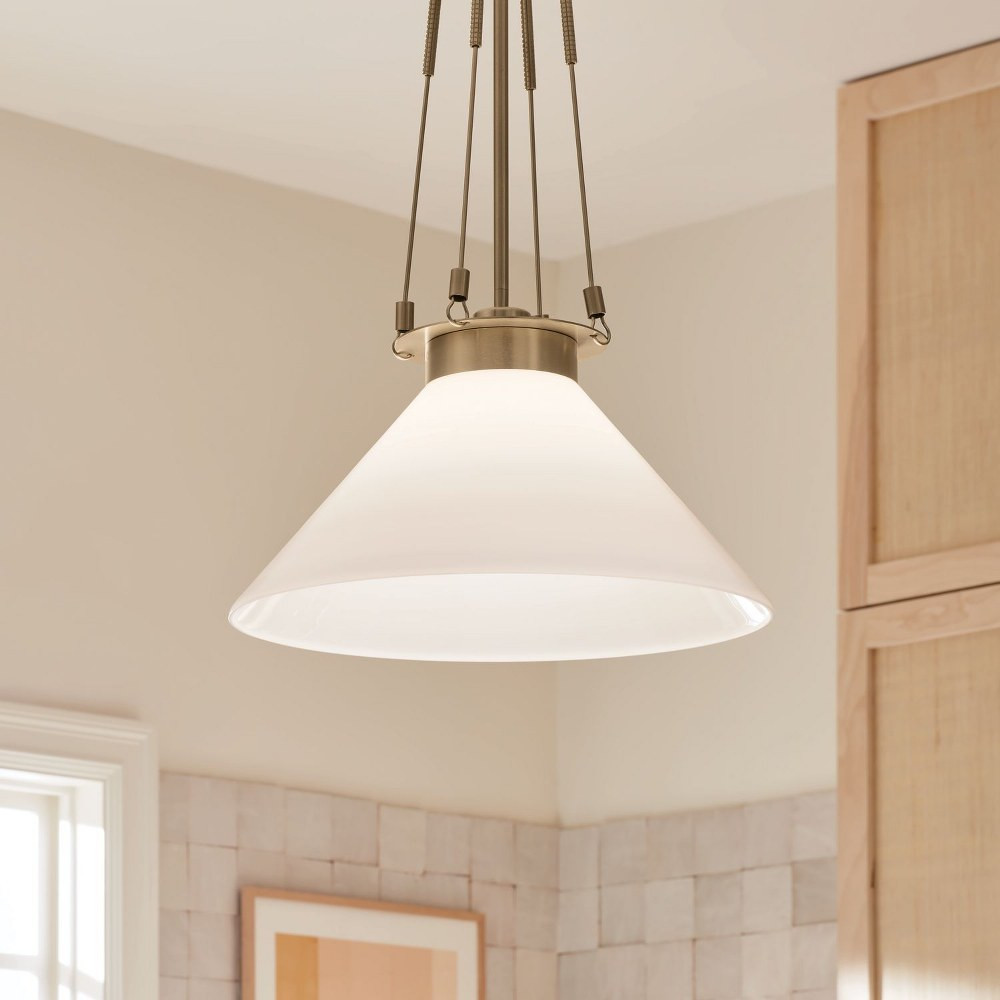 {"pim_id":"147_Kitchen_Albers_52581CPZ_Detail_Day_1B_1k","sku":"147_52581","media_type":"media"}