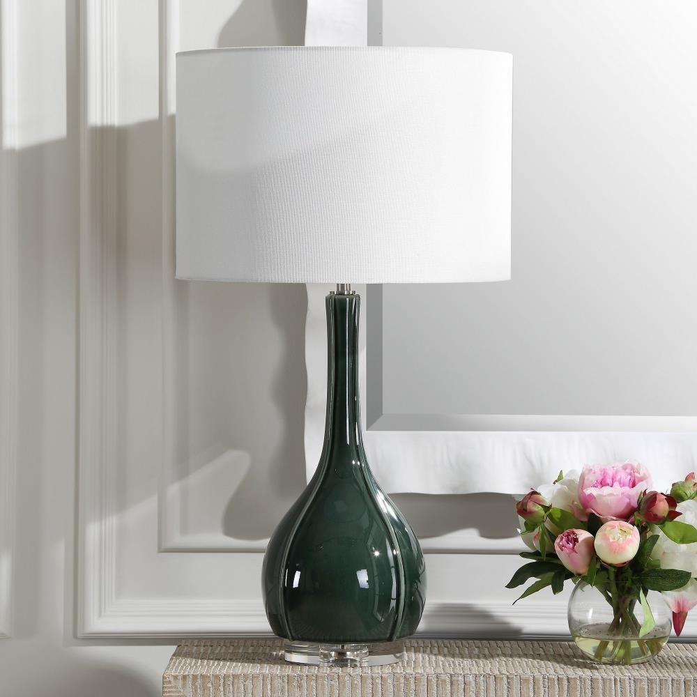 {"pim_id":"208_30395_1_a_beauty_light_off_new_2k","sku":"2518_208-BEL-5214109","media_type":"media"}