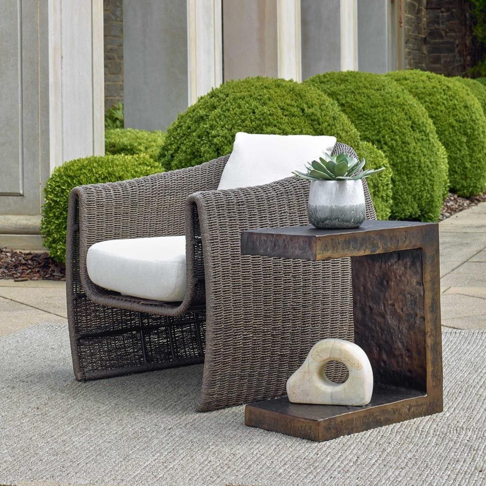 {"pim_id":"208_furn_7536_50213_b_new_2k","sku":"2518_208-BEL-5325845","media_type":"media"}