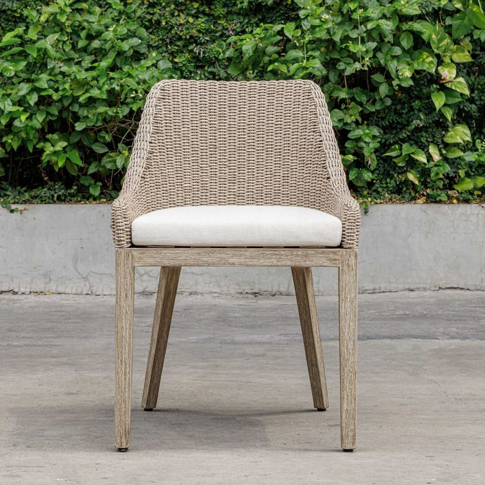 {"pim_id":"208_furn_8086_53107_a0_v1_1k","sku":"208_53107","media_type":"media"}