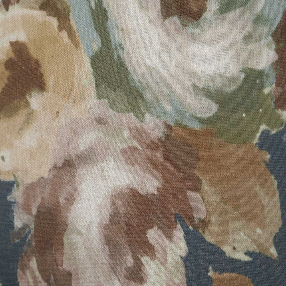 {"pim_id":"208_furn_7898_53050_a5_new_1k","sku":"208_53050_p","media_type":"media"}