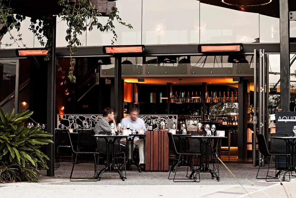 {"pim_id":"388_Brisbane_AquitaineBrasserie_TungstenElectric_01_1024x683","sku":"388_BH0420032","media_type":"media"}